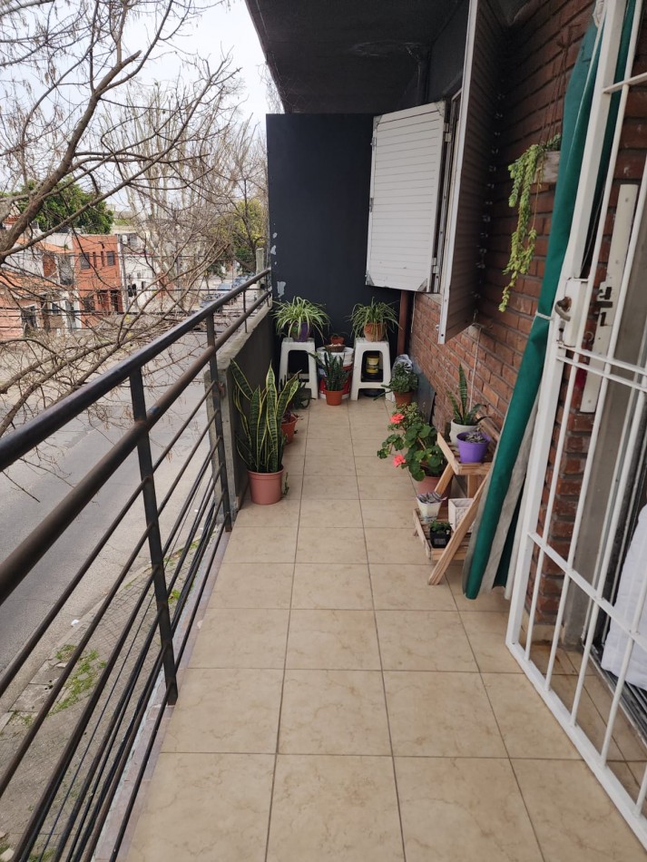 VENTA - PASCO 3794 Piso 2