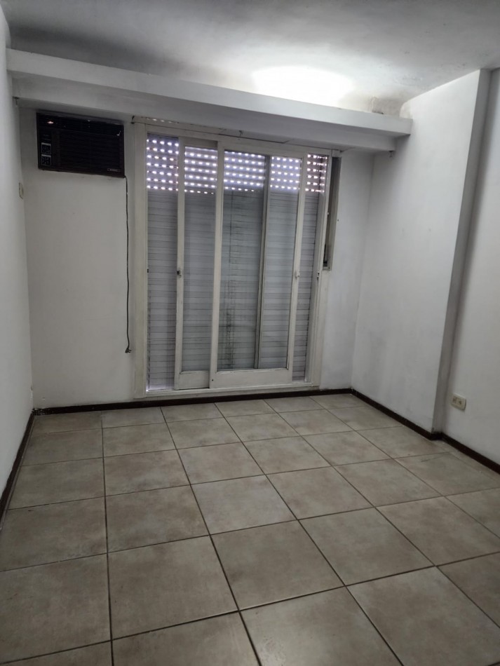 ALQUILER DEPARTAMENTO 2DO PISO ESCALERA - BR. RONDEAU 1144