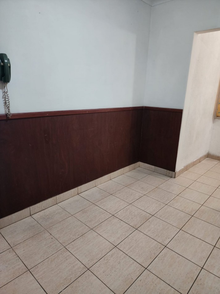 ALQUILER DEPARTAMENTO 2DO PISO ESCALERA - BR. RONDEAU 1144